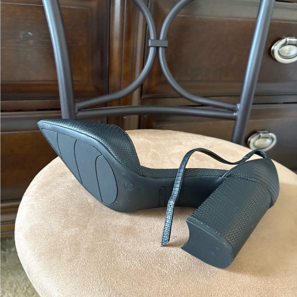 Nine West Black Block Heel Pumps - Picture 4 of 7